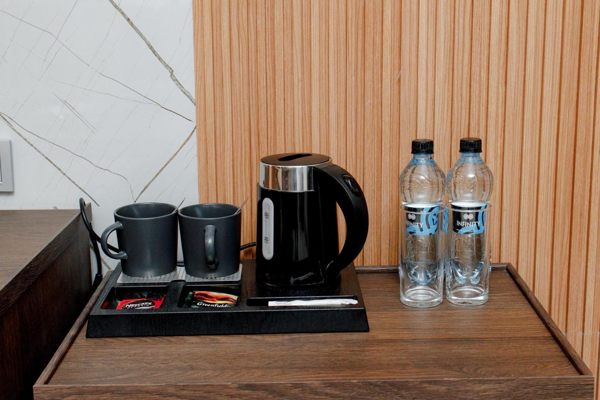 Infinity Plaza Block 1 Hotel Atiraw Buitenkant foto