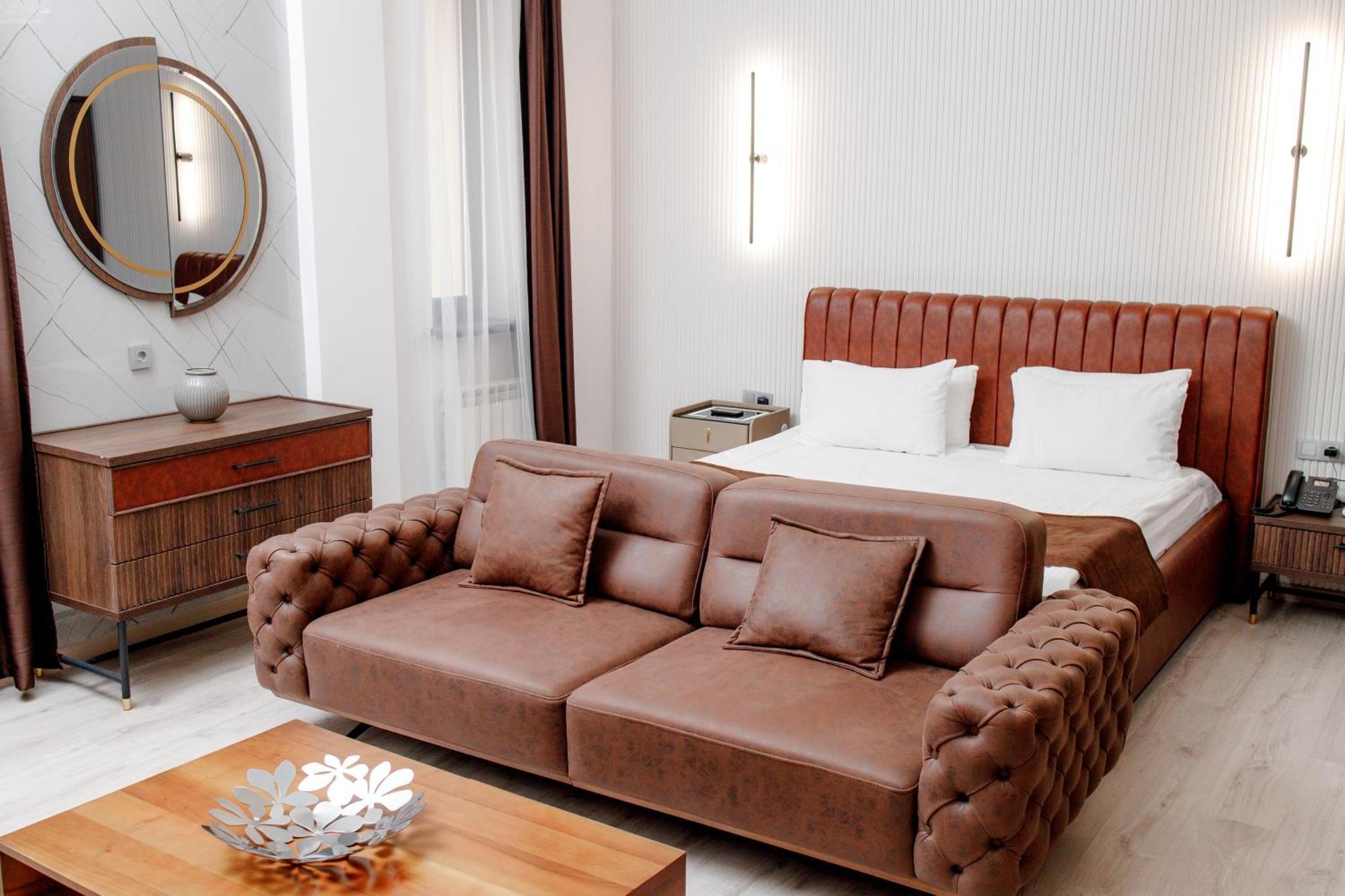 Infinity Plaza Block 1 Hotel Atiraw Buitenkant foto