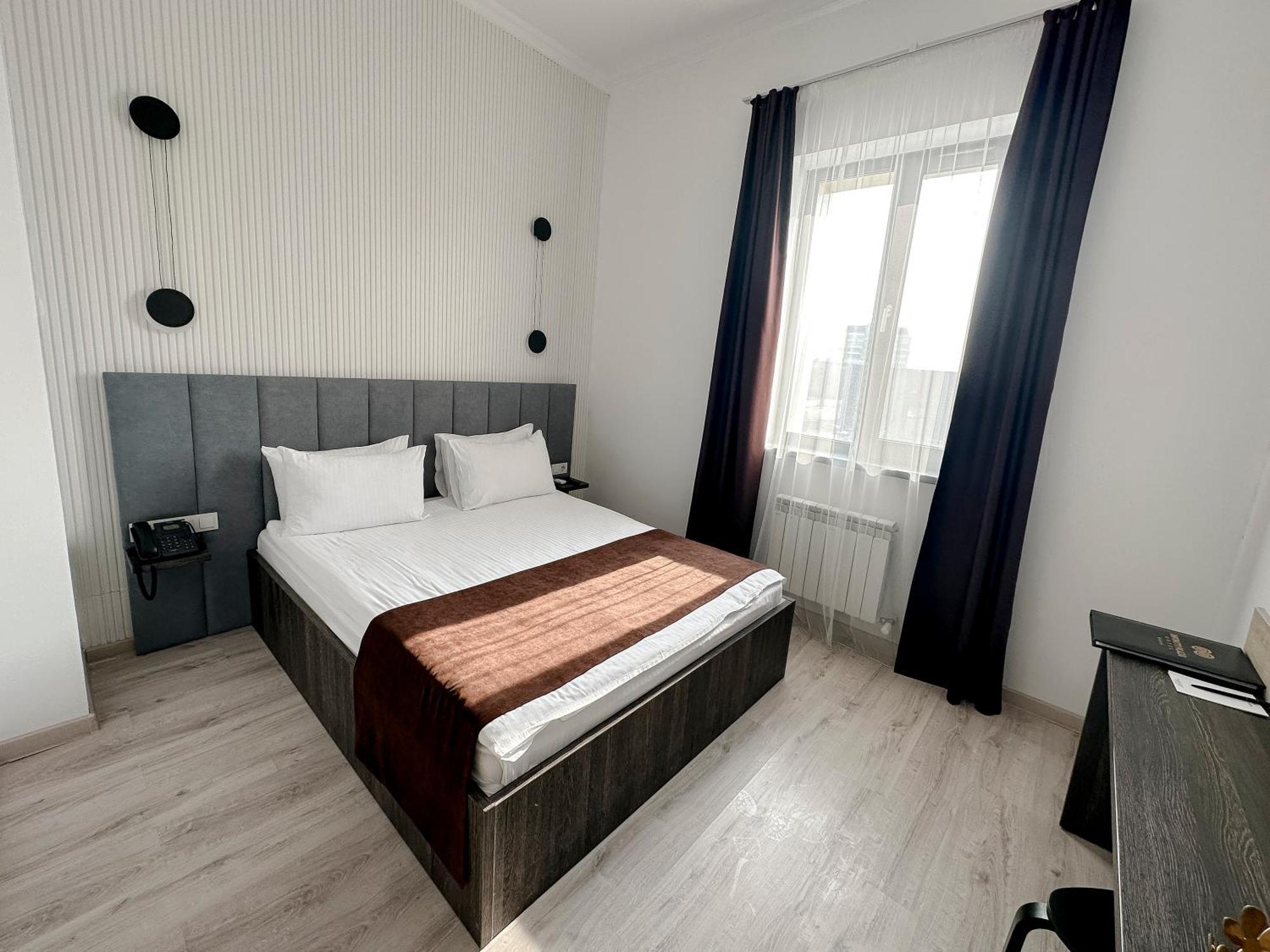Infinity Plaza Block 1 Hotel Atiraw Buitenkant foto